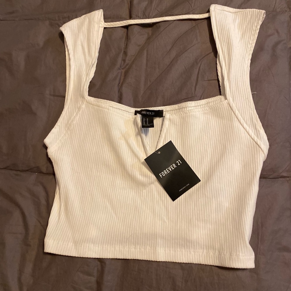💟🆕💟 Forever 21‎ Cream Crop Top (M)
